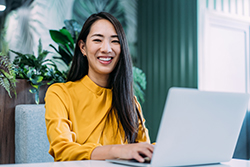 Business woman on laptop