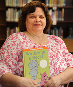 Marianne Marlow, Reading Volunteer